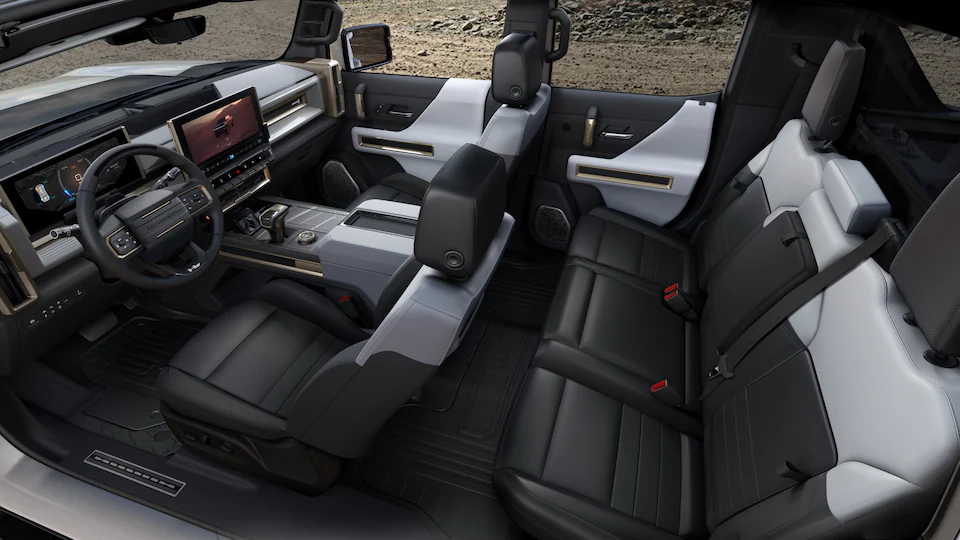 Интерьер нового Hummer EV SUV