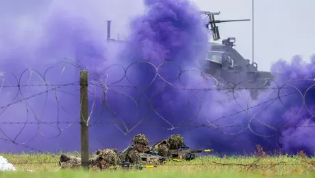 британские военнослужащие увольнения