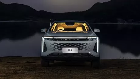 Omoda C9