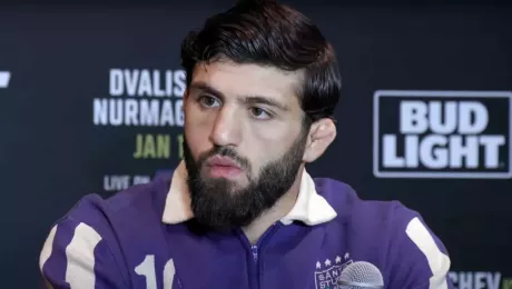 титул UFC, Арман Царукян, Ислам Махачев