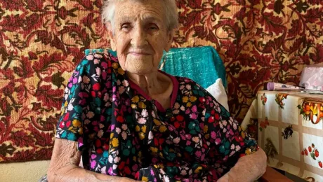 Валентина Галиева, блокадница Ленинграда, отмечает 90-летие